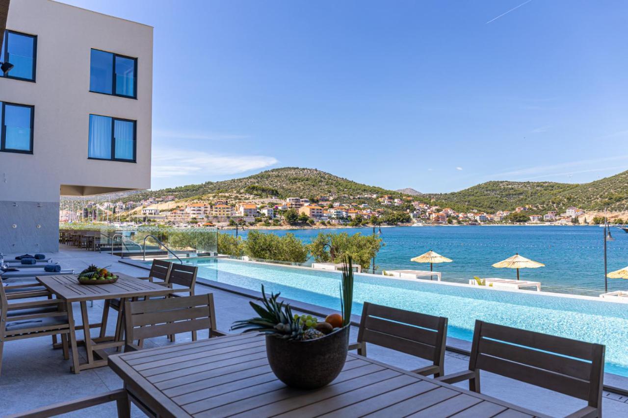 Marinus Beach Hotel Marina Exterior foto